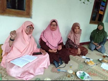 Penyegaran Satker Lansia di Dusun Jamprit